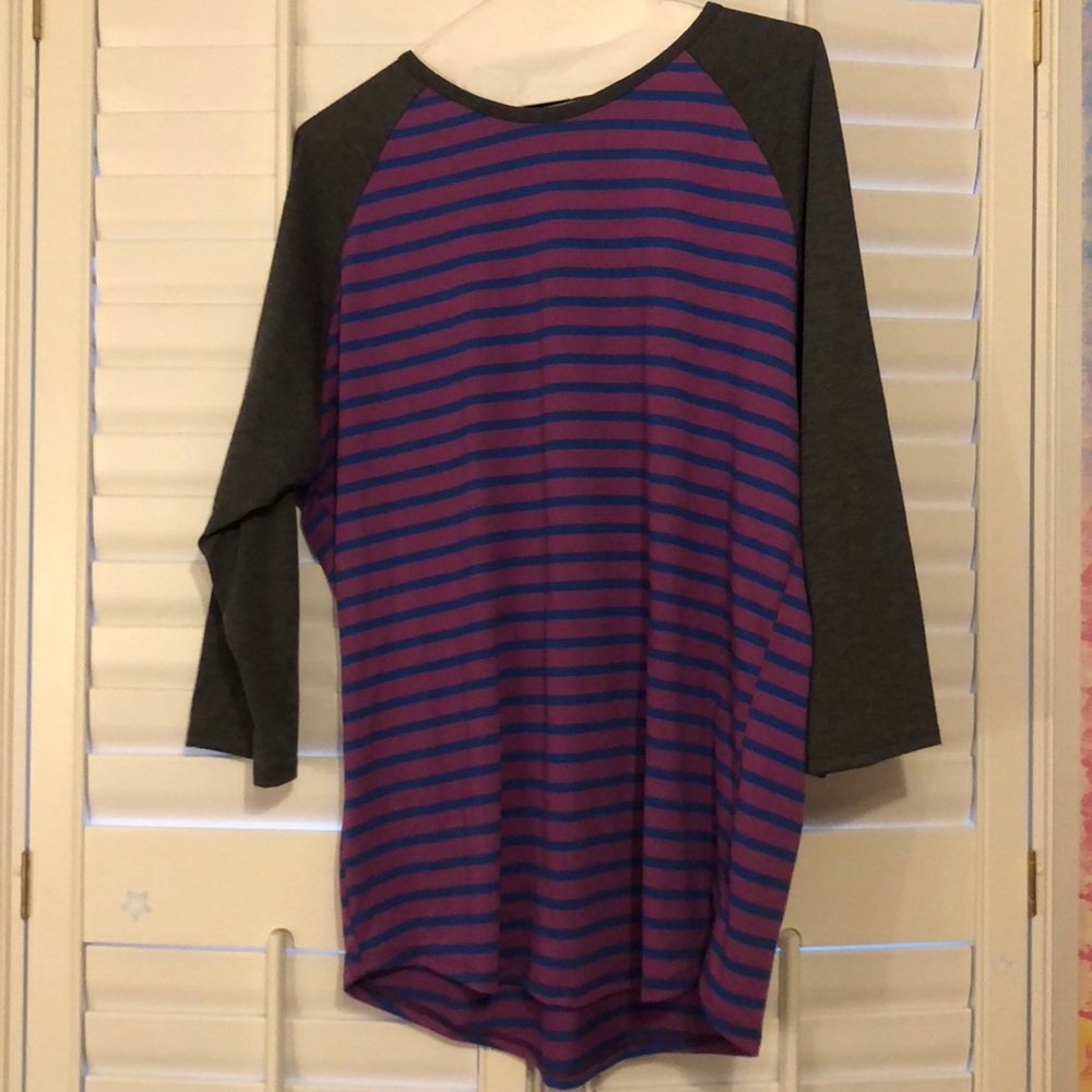 LuLaRoe Long Sleeved Tee